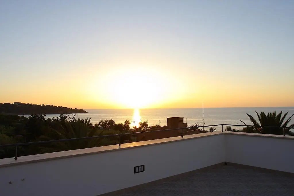Villa Margherita Cefalù 3*,